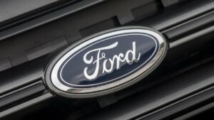 Ford-Kuga-rupture-oil-pan-risk-fire