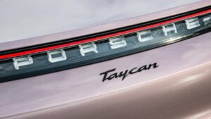 Porsche-Taycan-2022-suspension-struts-kba