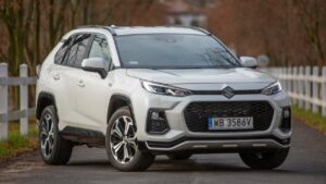 Suzuki-Across-hybrid-system-shut-down