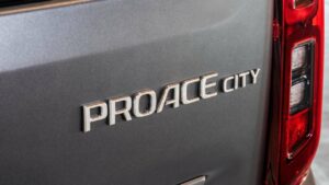 Toyota-ProAce-City-E-Call-function-kba