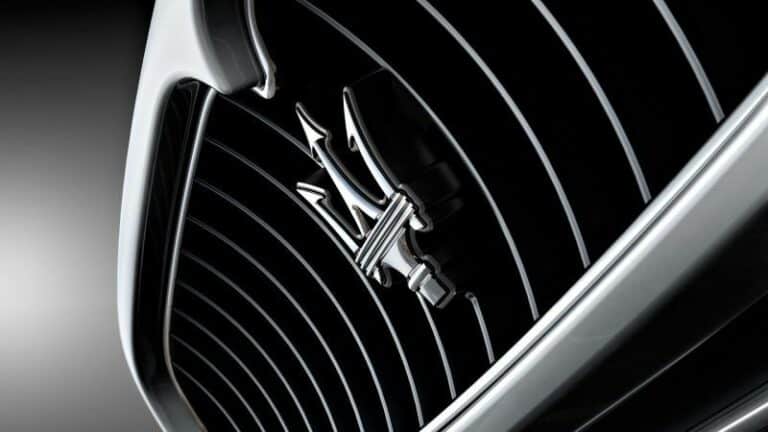 mask-maserati