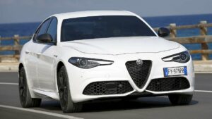 Alfa-Romeo-Giulia-rear-brake-disc