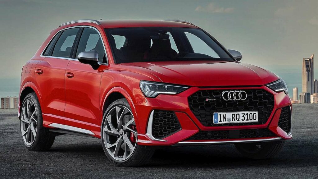 Audi-RS-Q3-2021-seatbelts