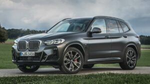 BMW-X3-2023-steering