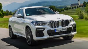 BMW-X6-2023-knee-airbag