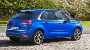 Citroen-C4-Picasso-2017-vacuum-pump
