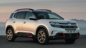 Citroen-C5_Aircross-2018-recall-tow-bar-scaled-1
