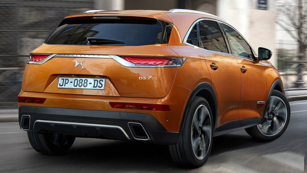 DS-7-Crossback-2019-fuel-may-leak