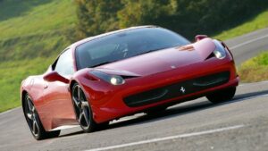 Ferrari-458-Italia-2011-brake-fluid-reservoir