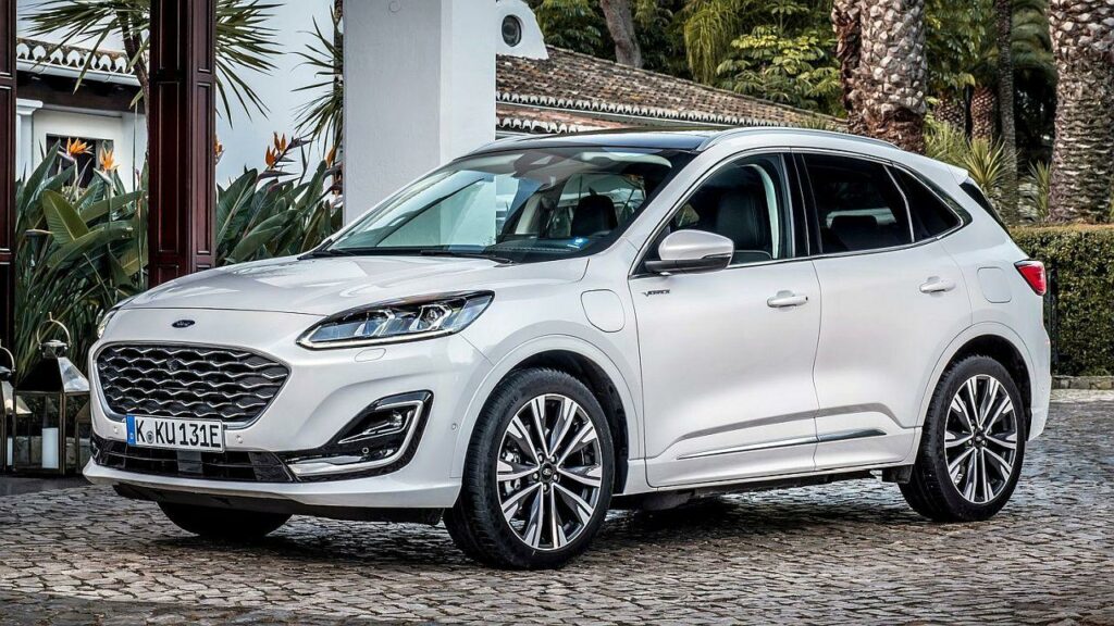 Ford-Kuga-phev-hot-gas-battery-fire