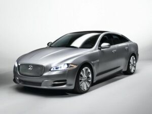 Jaguar-XJ_2012