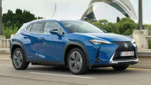 Lexus-UX-2022-e-call