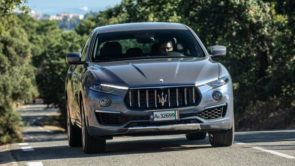Maserati-Levante-2021-ground-cables-48V