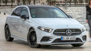 Mercedes-Benz-A-Class-2020-isofix
