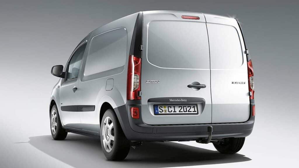 Mercedes-Benz-Citan-2019-fuel-line-fire