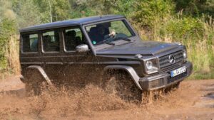 Mercedes-Benz-G-Class-2017-coolant-pump-fire