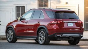 Mercedes-Benz-GLE-2020-rear-light