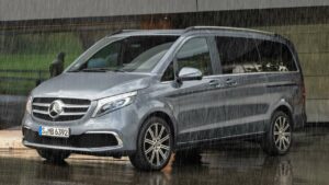 Mercedes-Benz-V-Class-2020-coolant-pump-fire