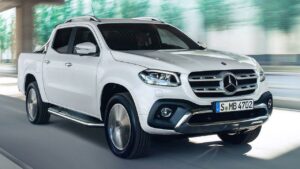 Mercedes-Benz-X-Class-canopy