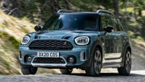 Mini-Countryman-2022-seat-belt-retractor
