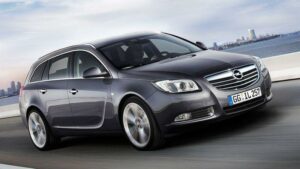 Opel-Insignia-a-2017-recall-seat-belts