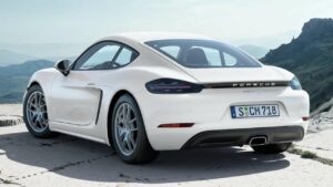 Porsche-718-cayman-2023-rear-spoiler
