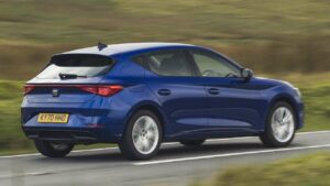 Seat-Leon-2020-baggage-compartment