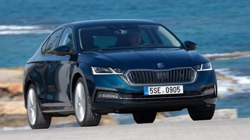 Skoda-Octavia-2023-steering-knuckle