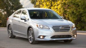 Subaru-Legacy-2015-Electronic-Park-Brake