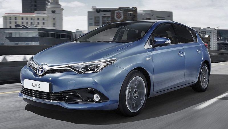 Toyota-Auris-recall-seat-cover-airbag