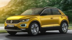 Volkswagen-T-Roc-2020-engine-cover-fire