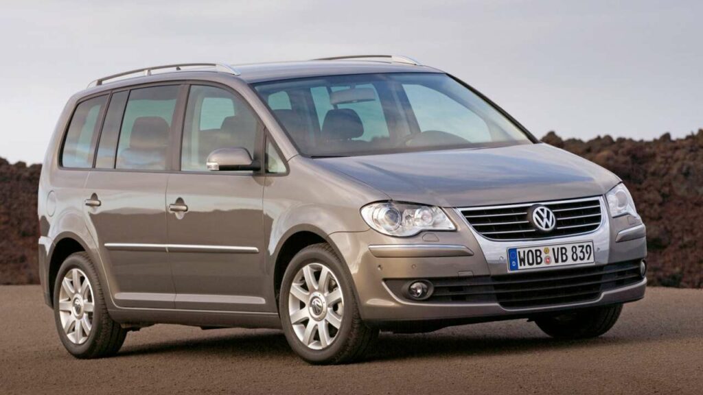 Volkswagen-Touran-2007-cng-gas-tanks