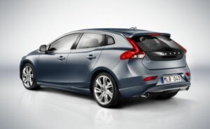 Volvo-V40-2015