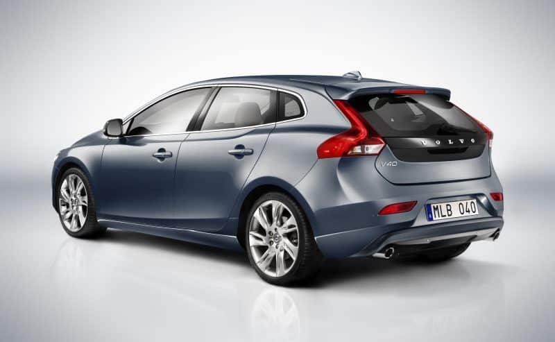 Volvo-V40-2015