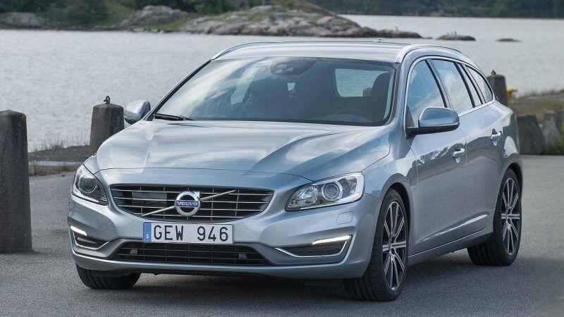 Volvo-V60-2016-recall-ecall