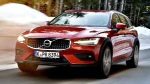 Volvo-V60cc-2019-15a-fuse