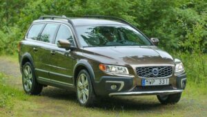 Volvo-XC70-2014-recall-intake-manifold-fire-scaled-1