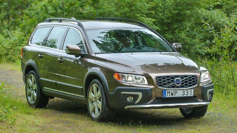 Volvo-XC70-2014-recall-intake-manifold-fire-scaled-1