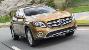 mercedes-benz-gla-2020-airbag