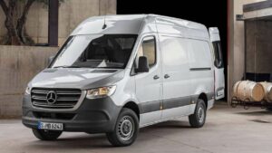 mercedes-benz-sprinter-trailer-hitch
