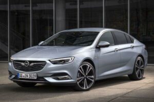 opel-insignia-2018-recall-seat-belts