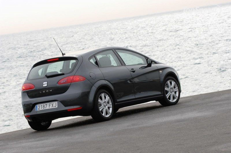 seat-leon-2008-recall