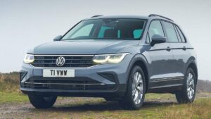 volkswagen-tiguan-allspace-seats-screws