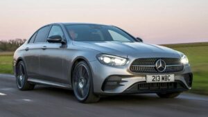 Mercedes-Benz-E-Class-2023-fuse-fire