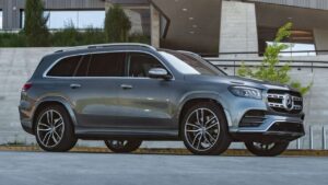 Mercedes-Benz-GLS-2020-48V-ground