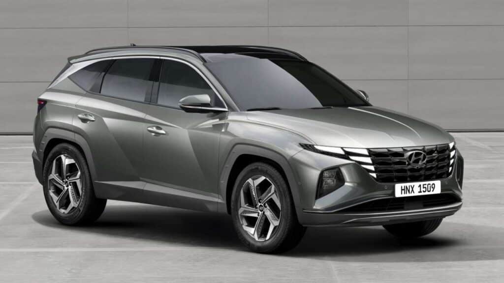 Hyundai-Tucson-2022-rear-window-trapping