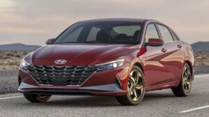 Hyundai-Elantra-2023-unexpected-deceleration