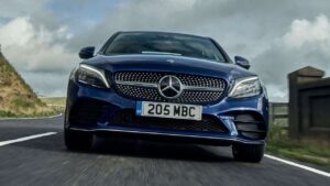 Mercedes-Benz-C-Class-fuse-box-fire-kba