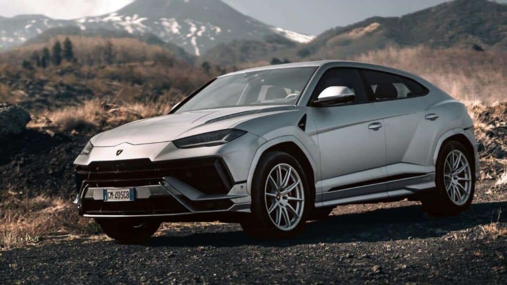 lamborghini-urus-bonnet-accident-kba