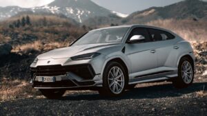 lamborghini-urus-bonnet-accident-kba